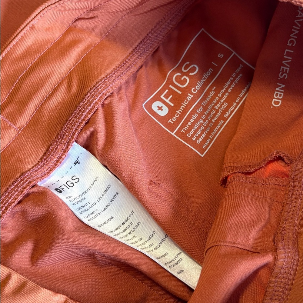 Figs Scrub Set - Picture 4 of 4